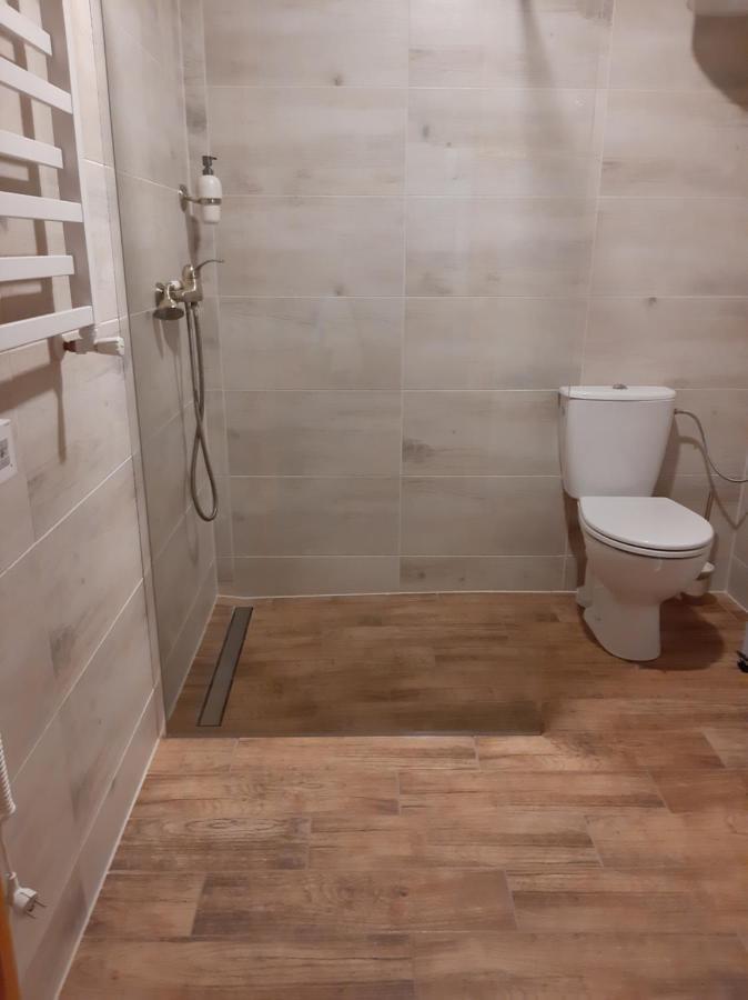 Hotel Pod Koziorozcami à Trzebiechow Extérieur photo