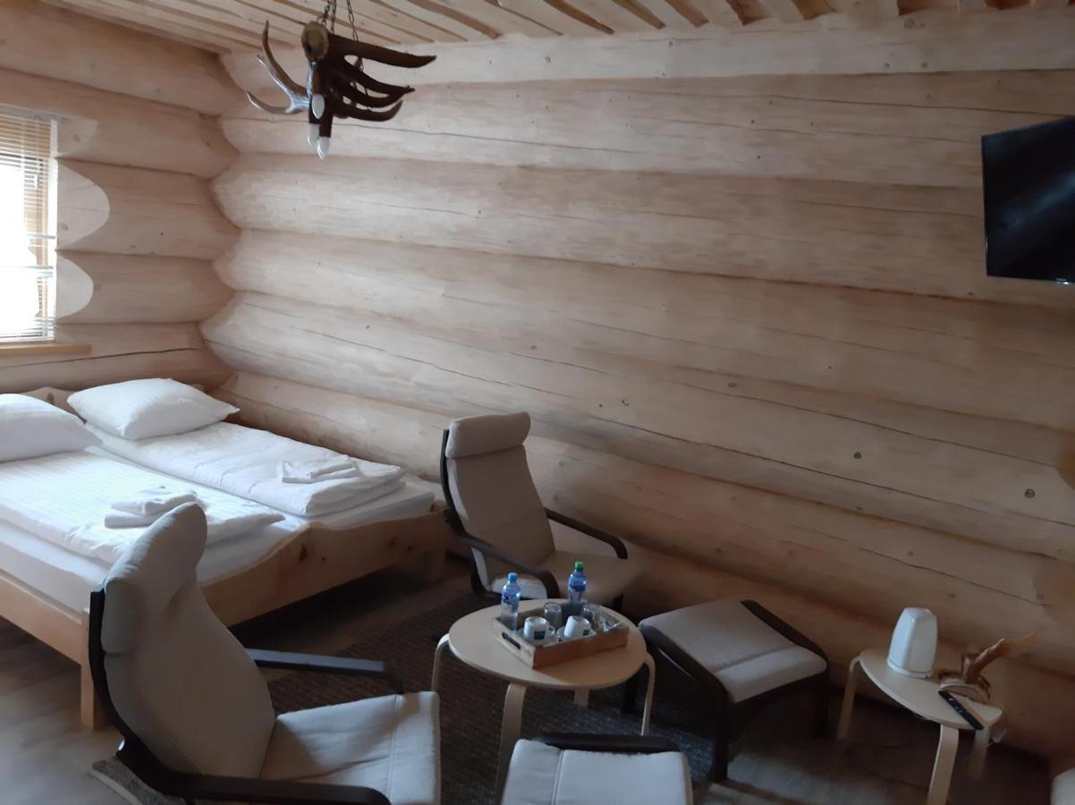 Hotel Pod Koziorozcami à Trzebiechow Extérieur photo